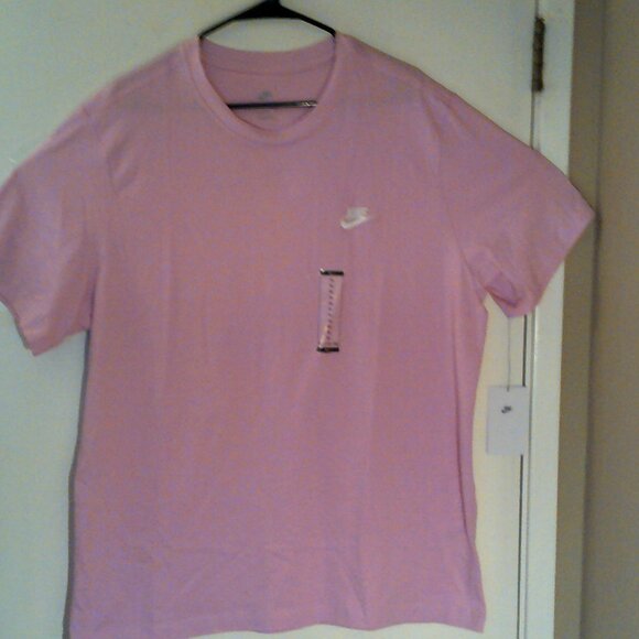 NEW NIKE SPORTSWEAR "Club Embroidered 2 Tee" MEN'S PINK T-SHIRT XL AR4997-622 - Picture 6 of 6